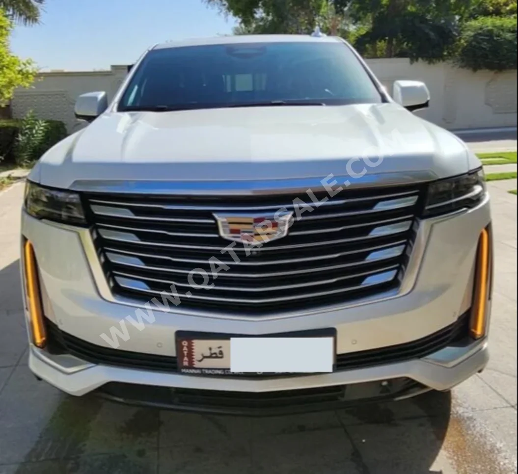 Cadillac Escalade ESV 2022 Automatic 127,000 Km 8 Cylinder Four Wheel Drive (4WD) SUV White