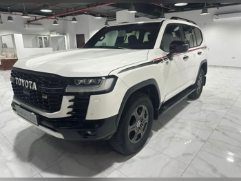 تويوتا  لاند كروزر  جي ار سبورت توين تيربو  2023  اوتوماتيك  81,000 كم  6 سلندر  دفع رباعي  اس يو في  أبيض  تحت الضمان