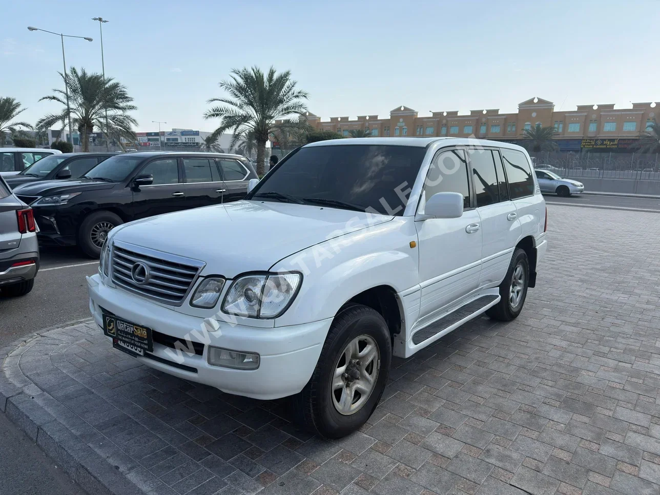 Lexus LX 470 2006 Automatic 310,000 Km 8 Cylinder Four Wheel Drive (4WD) SUV White