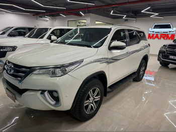 Toyota  Fortuner  2020  Automatic  169,000 Km  4 Cylinder  Four Wheel Drive (4WD)  SUV  White