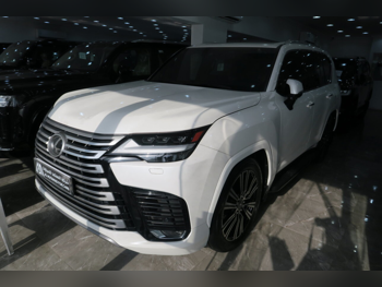 Lexus  LX  600 Luxury  2024  Automatic  49,000 Km  6 Cylinder  Four Wheel Drive (4WD)  SUV  White  With Warranty