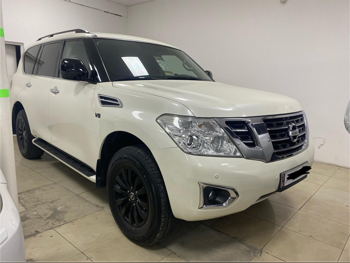 Nissan  Patrol  LE  2019  Automatic  154,000 Km  8 Cylinder  Four Wheel Drive (4WD)  SUV  White