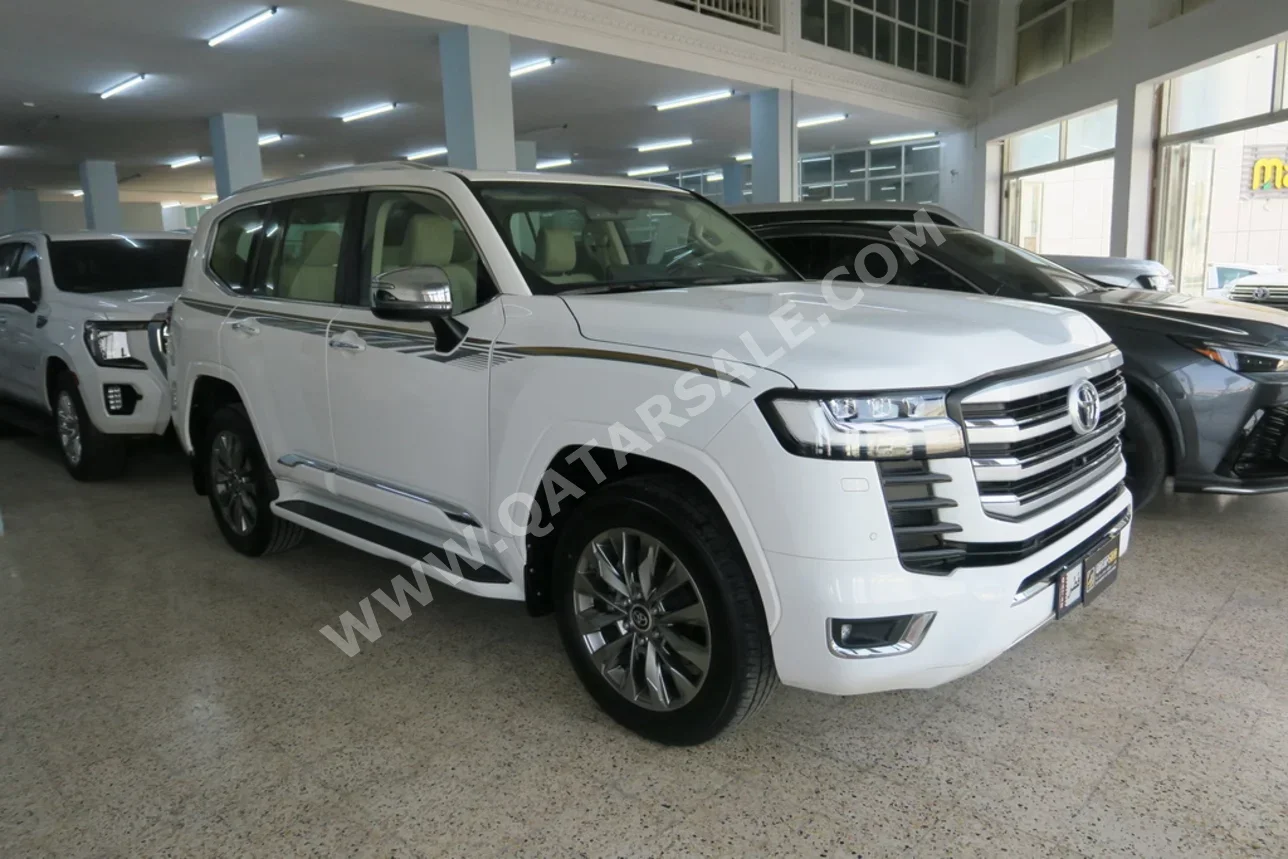 Toyota Land Cruiser VX Twin Turbo 2023 Automatic 187,000 Km 6 Cylinder Four Wheel Drive (4WD) SUV Silver