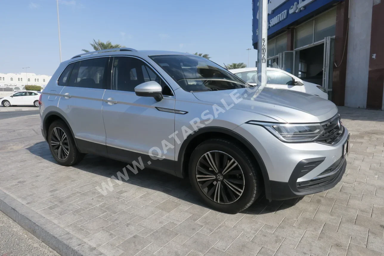 Volkswagen Tiguan 2021 Automatic 61,000 Km 4 Cylinder Four Wheel Drive (4WD) SUV Silver