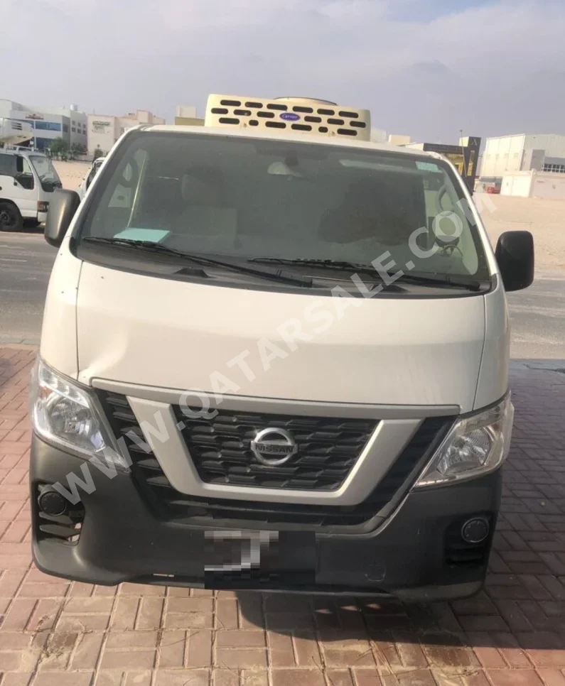 Nissan Urvan 2022 Automatic 125,000 Km 3 Cylinder All Wheel Drive (AWD) Van / Bus White