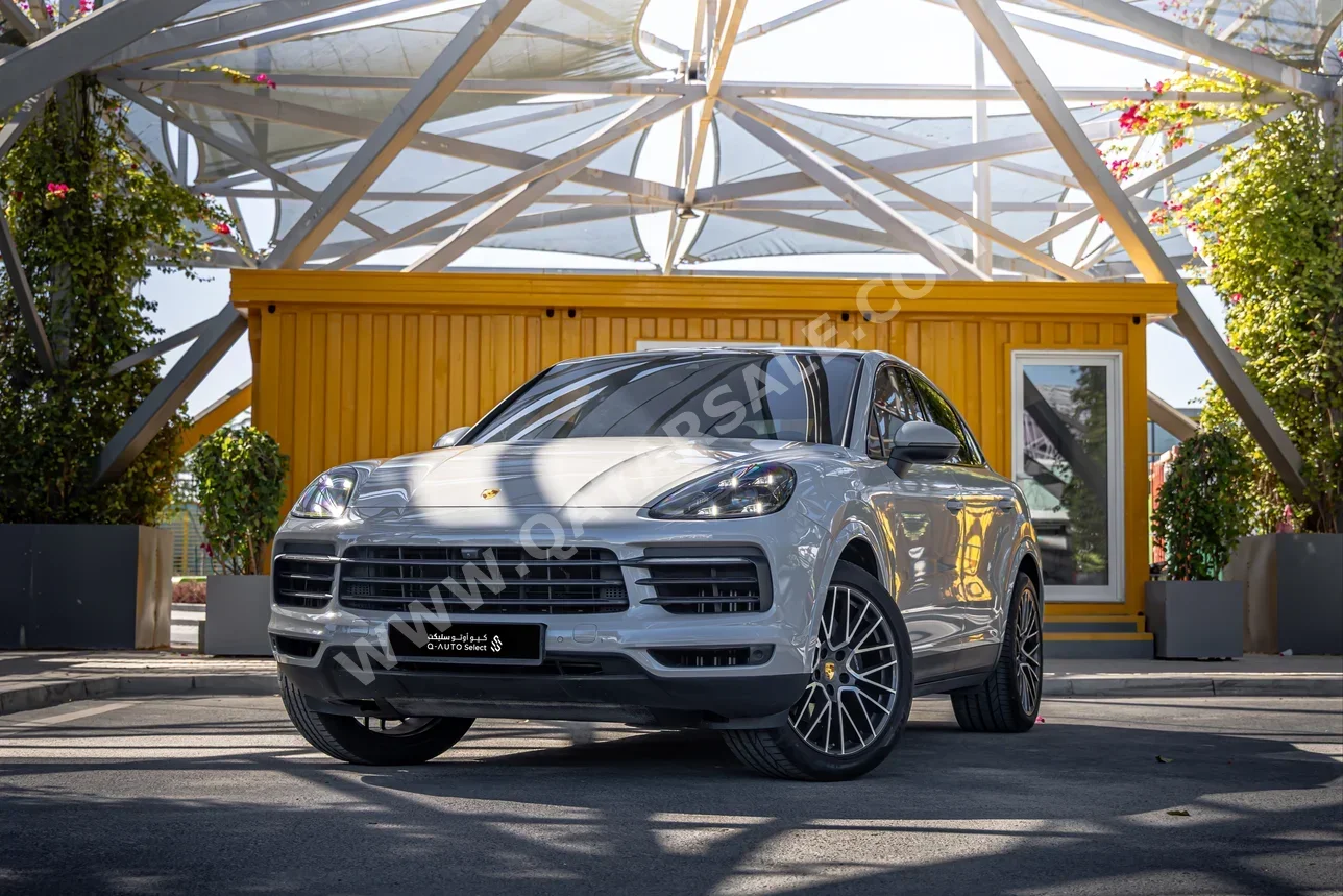 Porsche  Cayenne  Coupe  2021  Automatic  91,000 Km  6 Cylinder  All Wheel Drive (AWD)  SUV  Gray