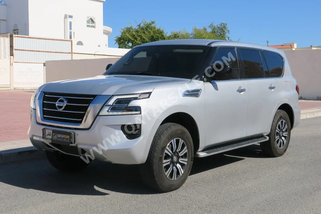 Nissan  Patrol  XE  2020  Automatic  164,000 Km  6 Cylinder  Four Wheel Drive (4WD)  SUV  Silver