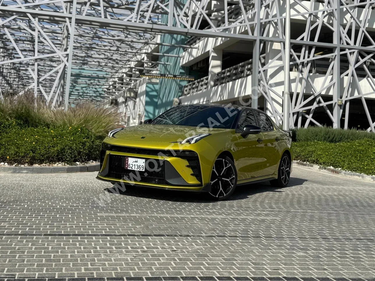 Lynk & Co  03  +  2024  Automatic  33,556 Km  4 Cylinder  All Wheel Drive (AWD)  Sedan  Yellow  With Warranty