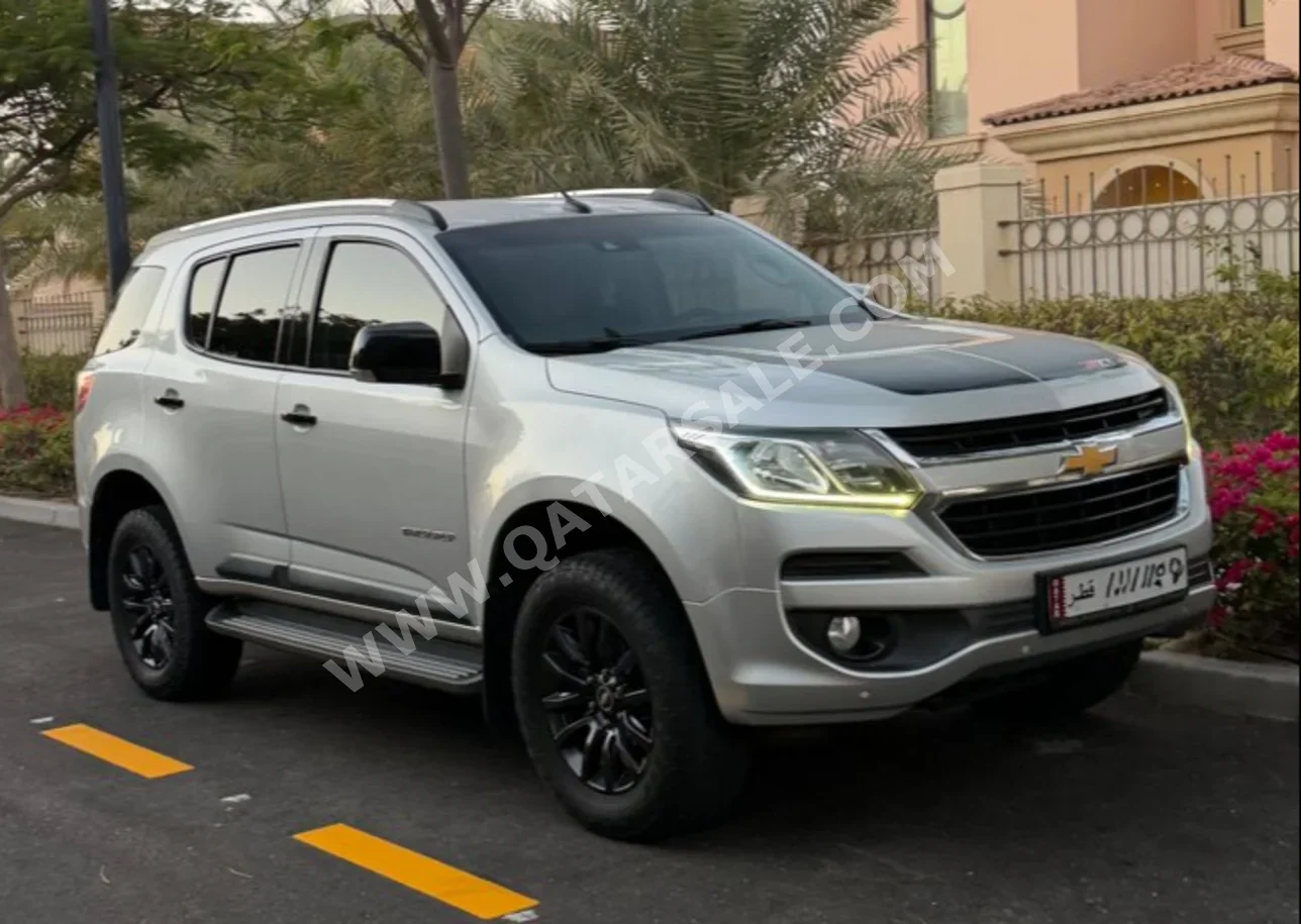 Chevrolet  TrailBlazer  Z71  2019  Automatic  107,000 Km  6 Cylinder  Four Wheel Drive (4WD)  SUV  Silver and Black