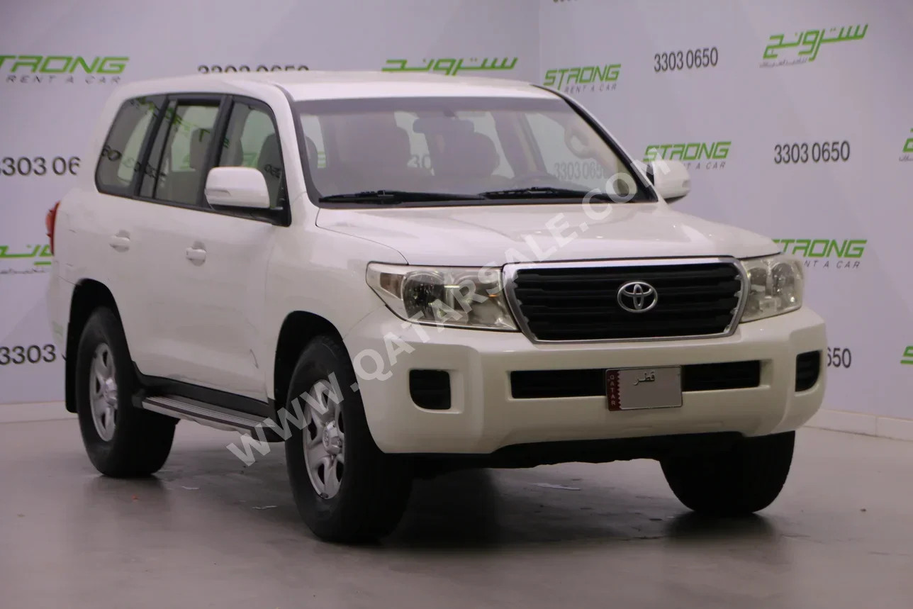 Toyota Land Cruiser G 2014 Automatic 297,000 Km 6 Cylinder Four Wheel Drive (4WD) SUV White