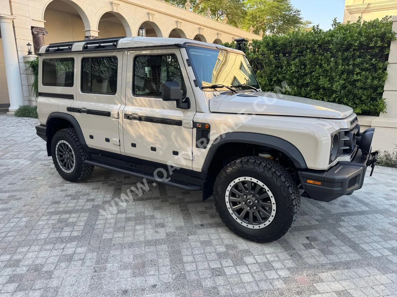 Ineos Grenadier 2024 Automatic 17,000 Km 6 Cylinder Four Wheel Drive (4WD) SUV Beige With Warranty