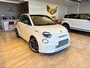 Fiat  500  Abarth  2025  Automatic  185 Km  0 Cylinder  Front Wheel Drive (FWD)  Hatchback  White  With Warranty