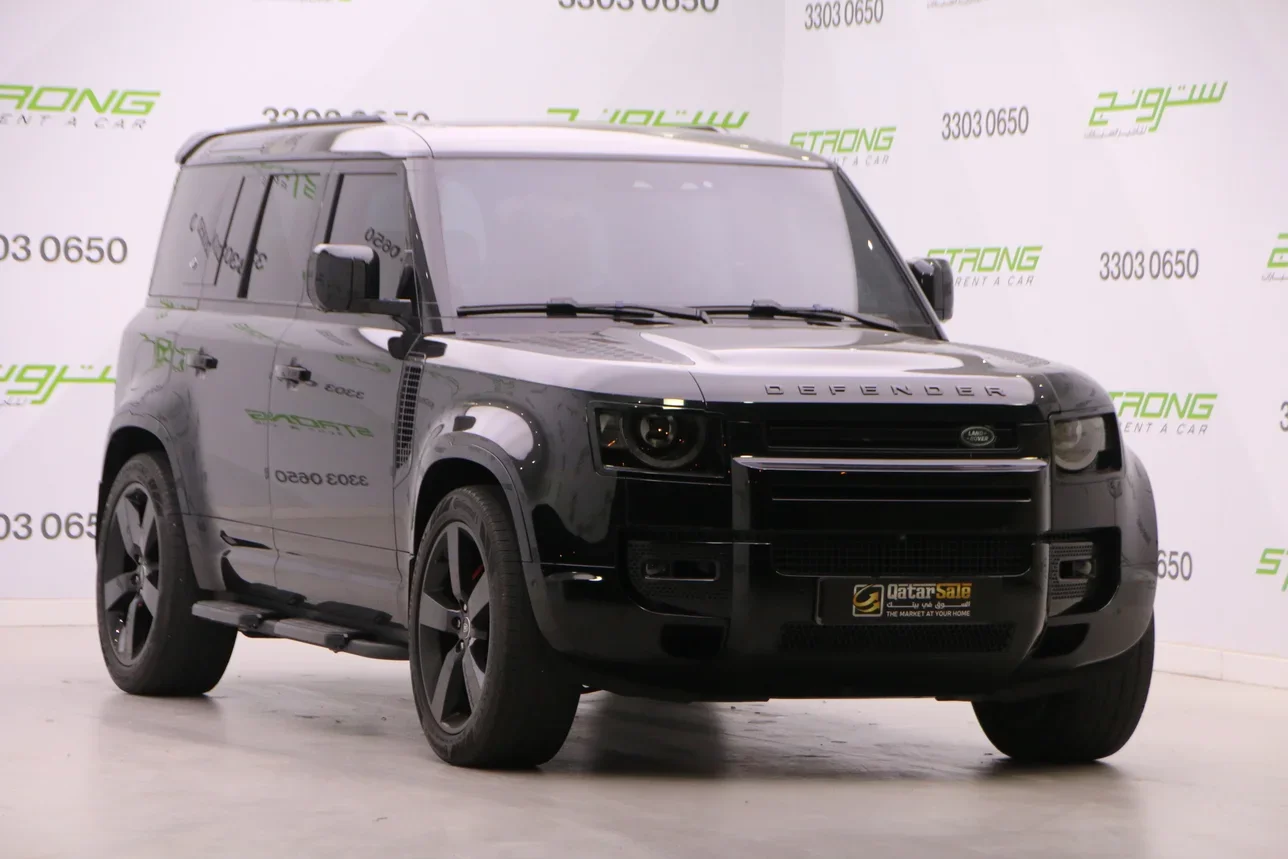 Land Rover  Defender  110 HSE  2024  Automatic  66,000 Km  6 Cylinder  Four Wheel Drive (4WD)  SUV  Black  With Warranty