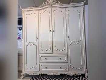 خزائن ودواليب الملابس والزينة - خزائن  - أبيض