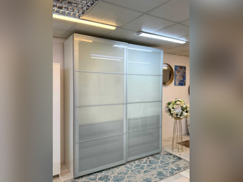 خزائن ودواليب الملابس والزينة - ايكيا  - خزائن  - أبيض