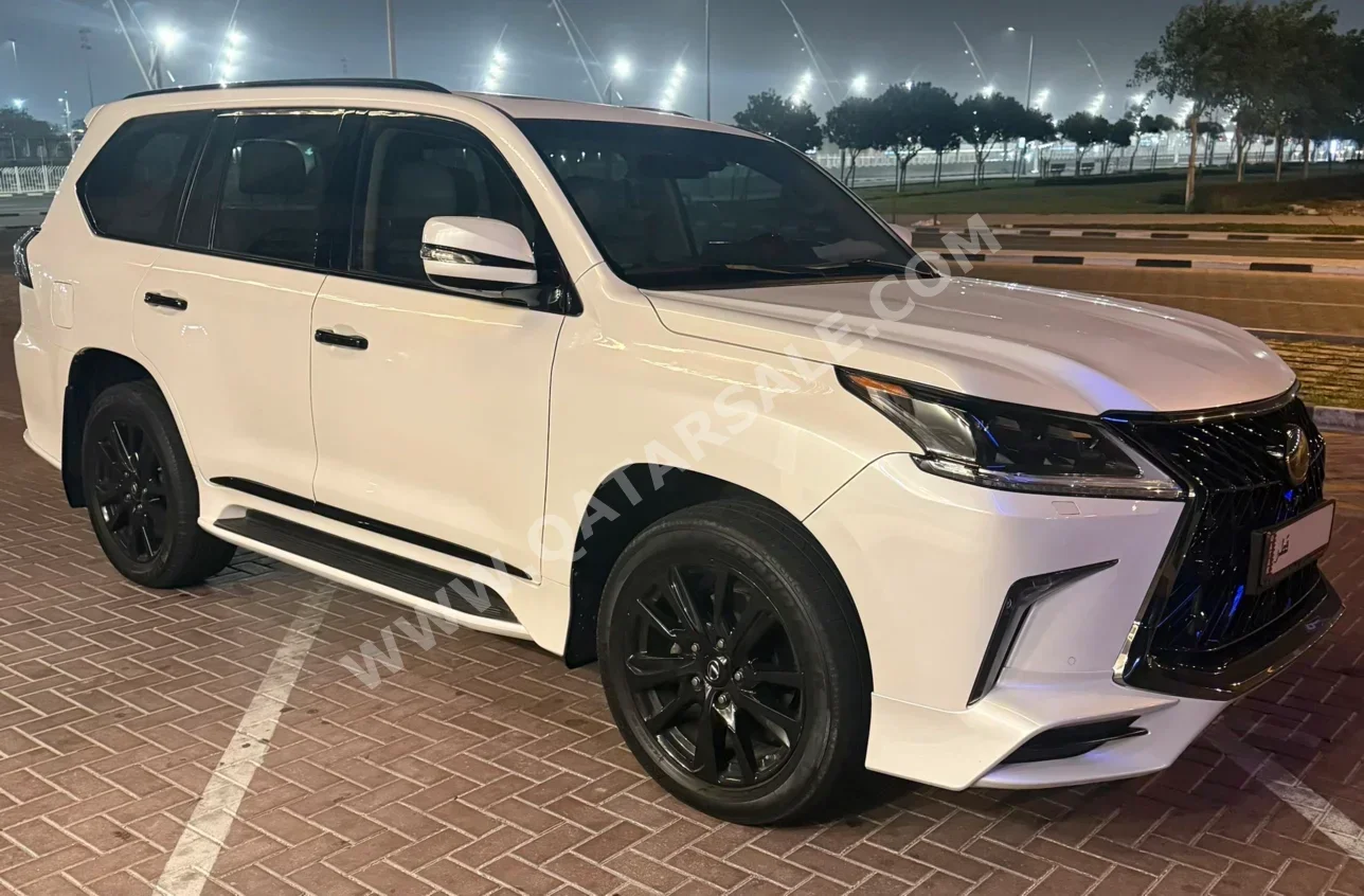 Lexus  LX  570 S Black Edition  2019  Automatic  162,000 Km  8 Cylinder  Four Wheel Drive (4WD)  SUV  White