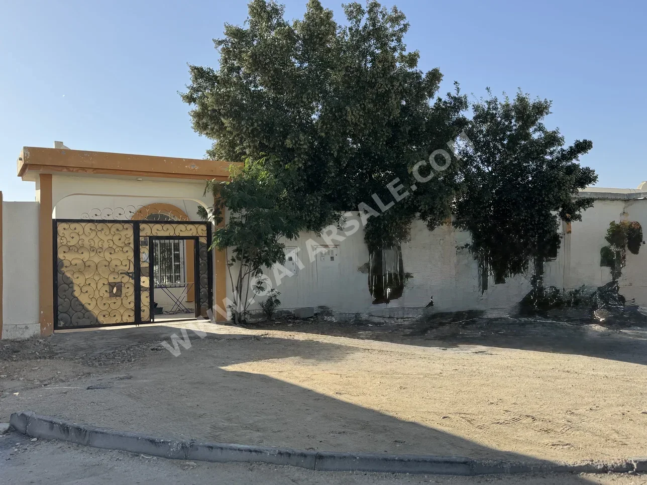 Family Residential  - Not Furnished  - Al Khor  - Al Khor  - 4 Bedrooms  - Includes Water & Electricity