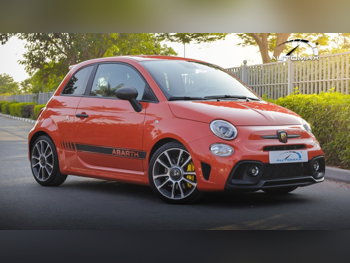 Fiat  695  Abarth  2024  Automatic  0 Km  4 Cylinder  Front Wheel Drive (FWD)  Hatchback  Orange  With Warranty