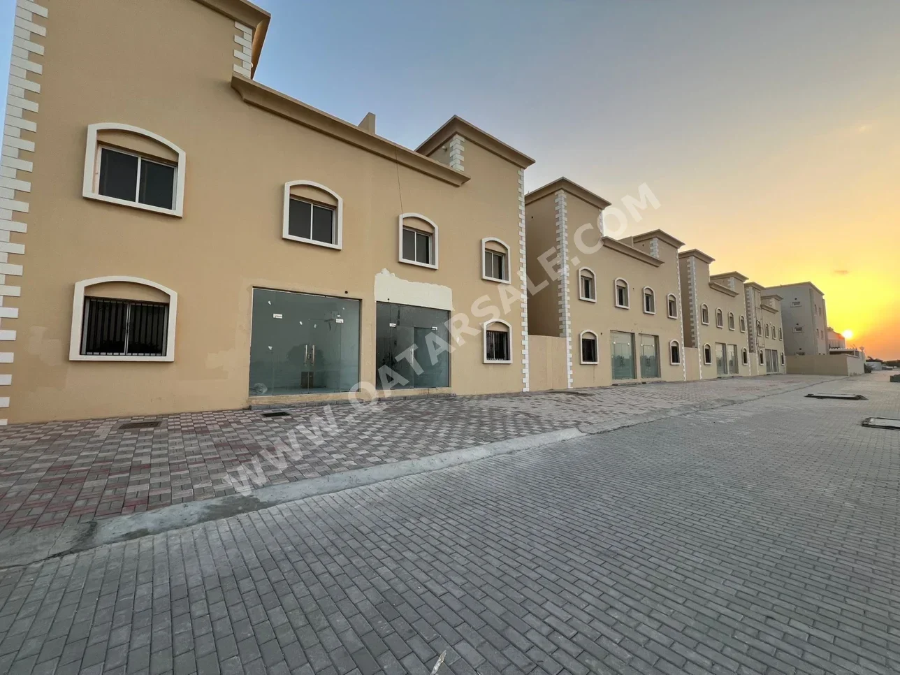 Buildings, Towers & Compounds - Family Residential  - Al Wakrah  - Al Wakrah  For Sale