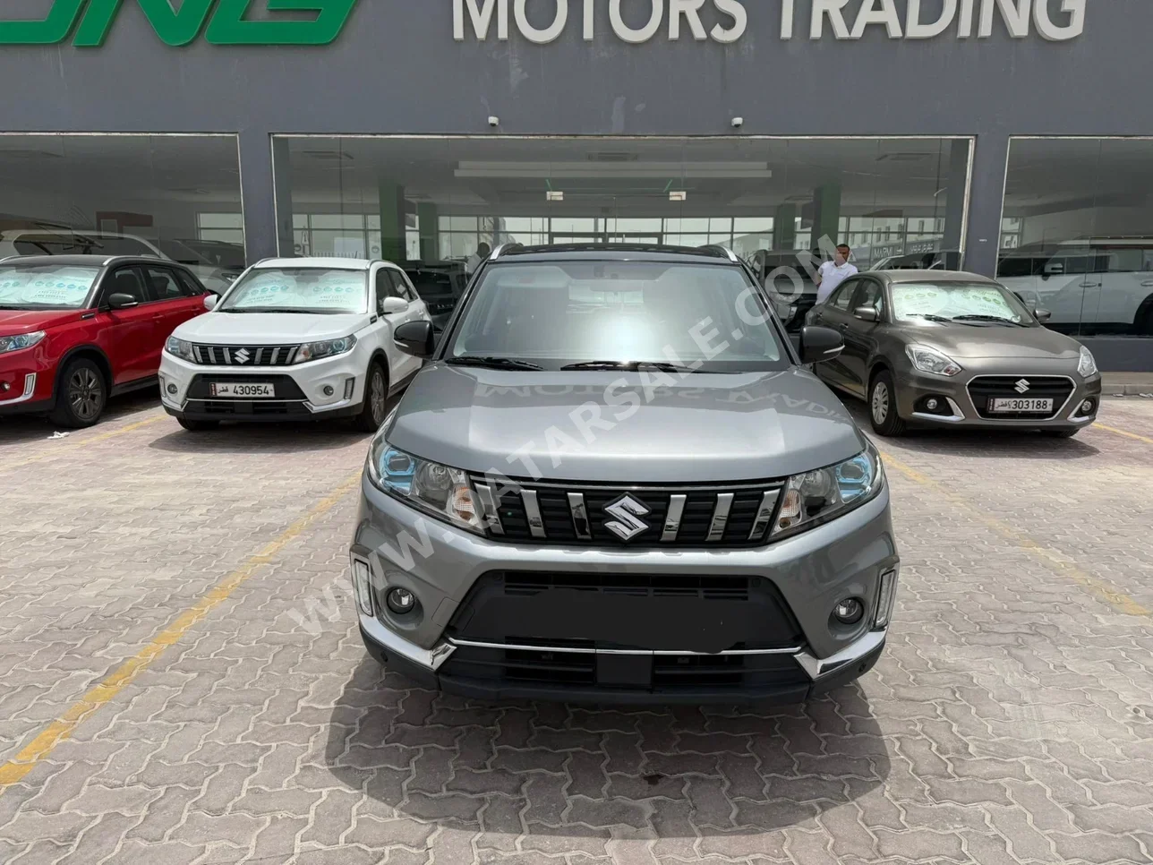Suzuki  Vitara  2022  Automatic  32,000 Km  4 Cylinder  Front Wheel Drive (FWD)  SUV  Gray