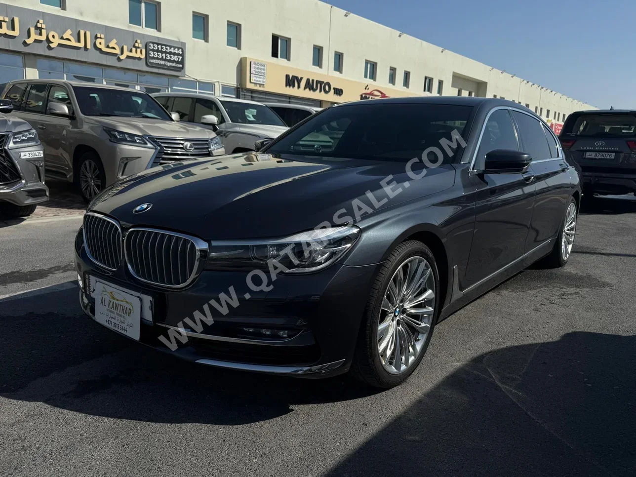 بي ام دبليو  الفئة - السابعة  730 Li  2018  اوتوماتيك  95,000 كم  6 سلندر  دفع خلفي  سيدان  رمادي