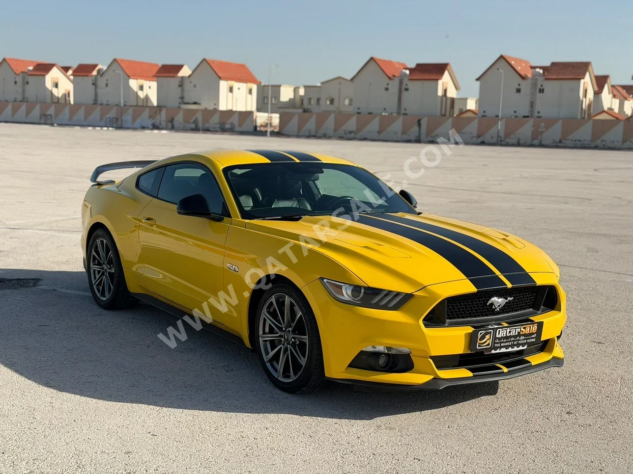 Ford  Mustang  GT  2016  Automatic  119,000 Km  8 Cylinder  Rear Wheel Drive (RWD)  Coupe / Sport  Yellow