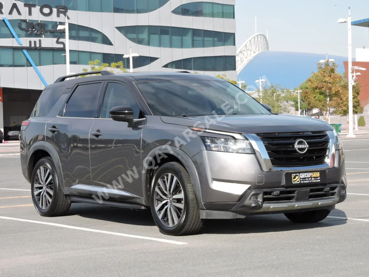 نيسان  باثفايندر  أس ال  2022  اوتوماتيك  43,500 كم  6 سلندر  دفع رباعي  اس يو في  رمادي  تحت الضمان