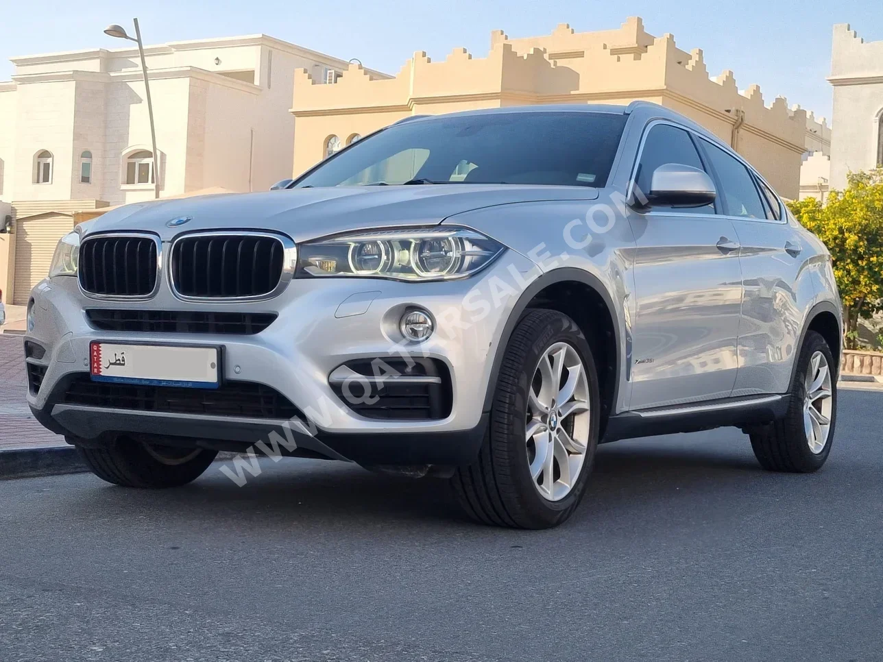 بي ام دبليو  الفئة - اكس  اكس 6  2016  اوتوماتيك  103,000 كم  6 سلندر  دفع رباعي  اس يو في  فضي