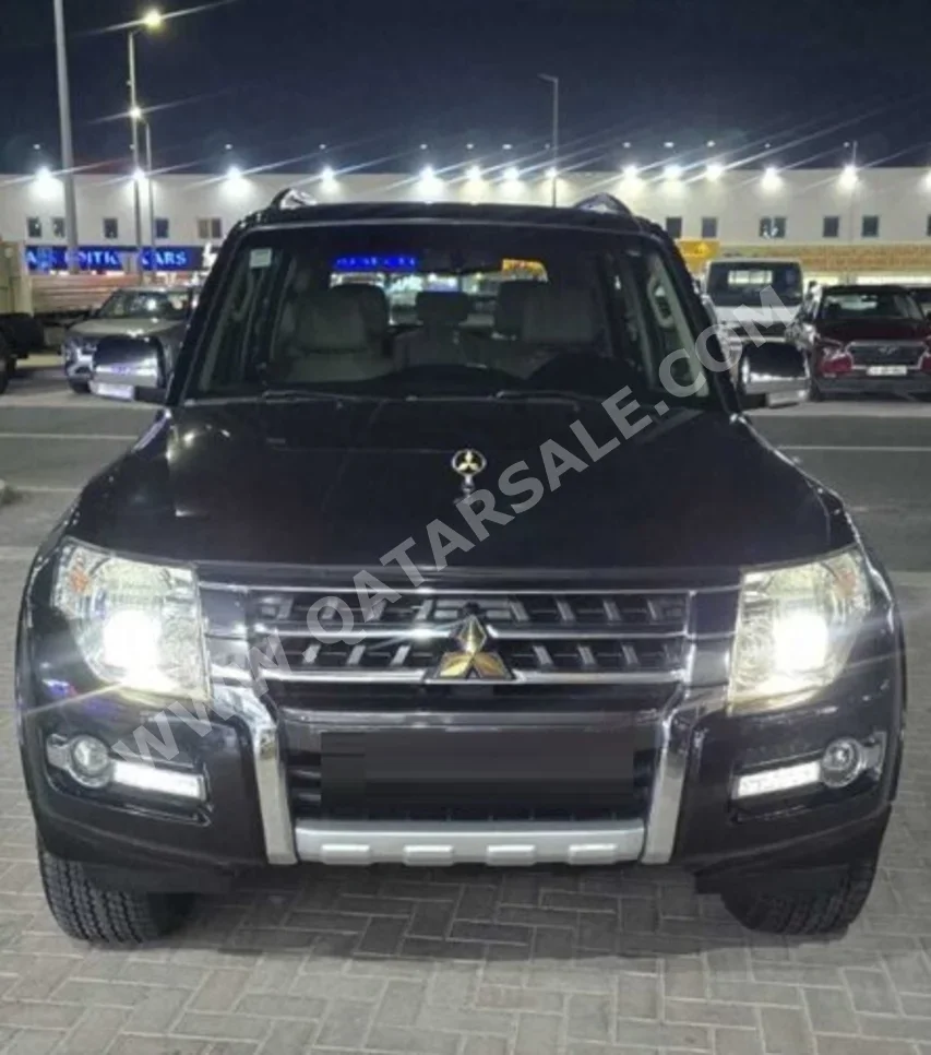 Mitsubishi  Pajero  3.8 Gold Edition  2017  Automatic  133,000 Km  6 Cylinder  Four Wheel Drive (4WD)  SUV  Black