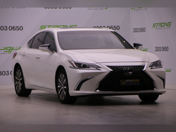 لكزس  إيه أس  250  2020  اوتوماتيك  95,000 كم  4 سلندر  دفع خلفي  سيدان  أبيض