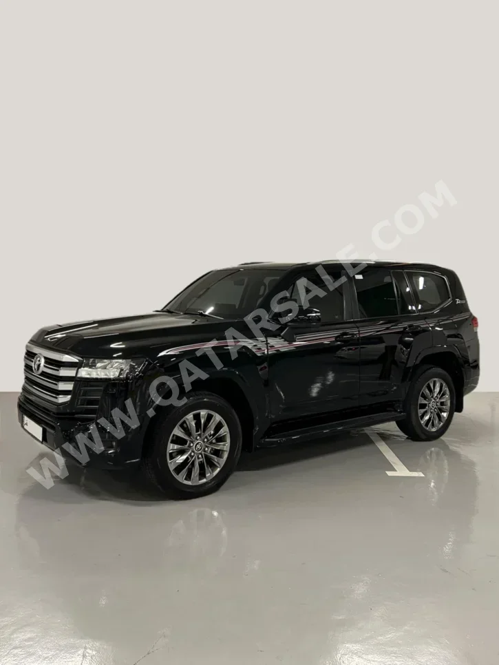 Toyota  Land Cruiser  GXR Twin Turbo  2022  Automatic  105,000 Km  6 Cylinder  Four Wheel Drive (4WD)  SUV  Black