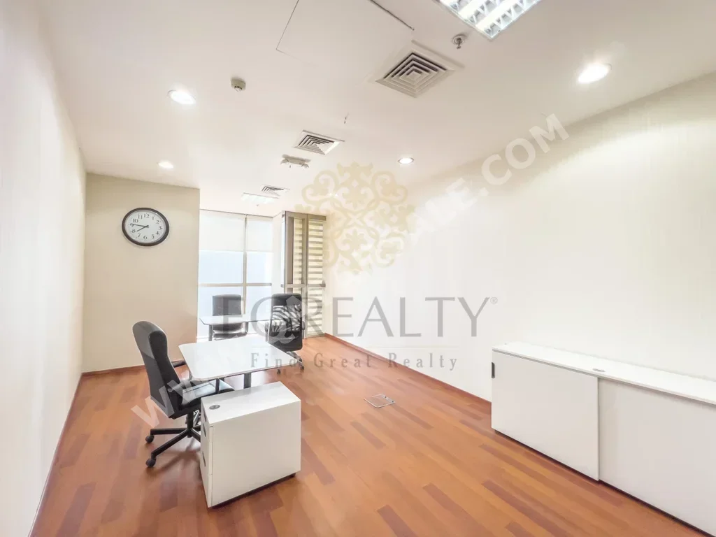 مكاتب تجارية - غير مفروشة  - الدوحة  - الدفنة