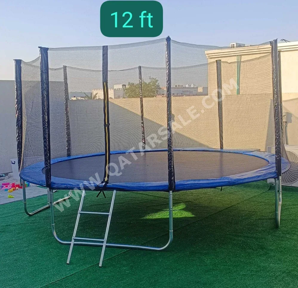 Trampoline  - 5-7 Years  - Black