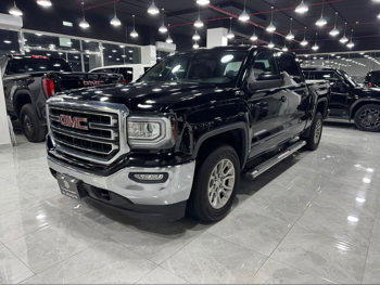 GMC  Sierra  SLE  2018  Automatic  166,000 Km  8 Cylinder  Four Wheel Drive (4WD)  Pick Up  Black