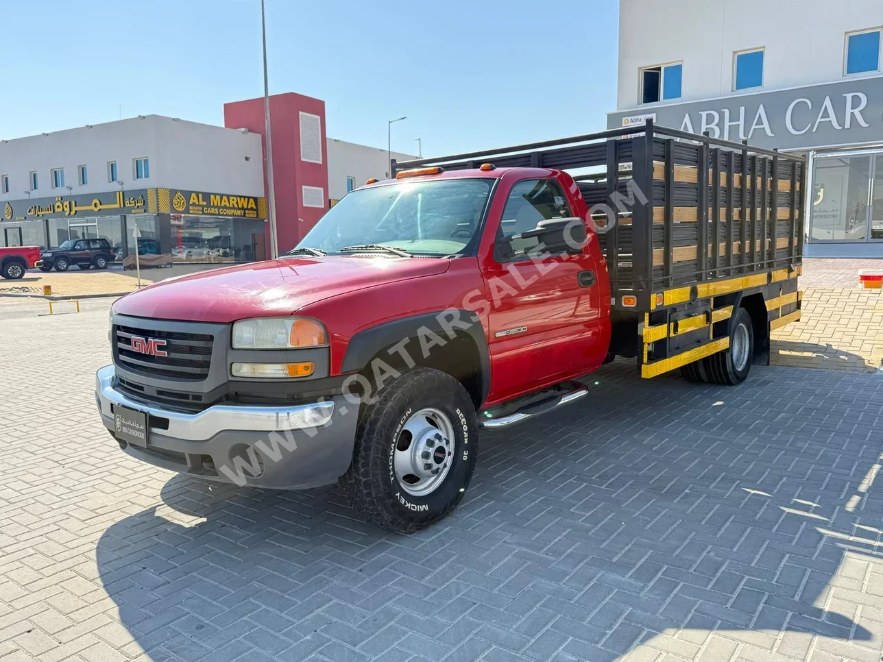 جي ام سي  سييرا  2500 HD  2007  اوتوماتيك  49,000 كم  8 سلندر  دفع رباعي  بيكب  أحمر