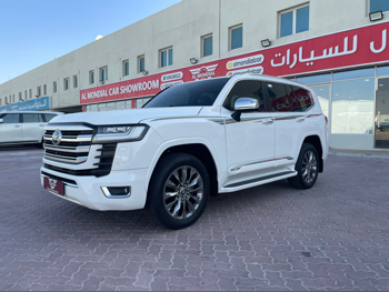 تويوتا  لاند كروزر  في اكس ار توين توربو  2022  اوتوماتيك  119,000 كم  6 سلندر  دفع رباعي  اس يو في  أبيض