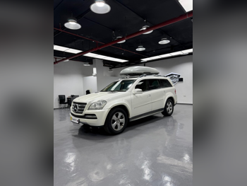 Mercedes-Benz  GL  500  2012  Automatic  348,000 Km  8 Cylinder  Four Wheel Drive (4WD)  SUV  White