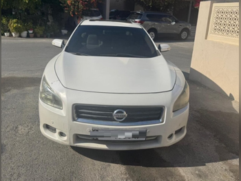 Nissan  Maxima  2012  Automatic  200,000 Km  6 Cylinder  Front Wheel Drive (FWD)  Sedan  White