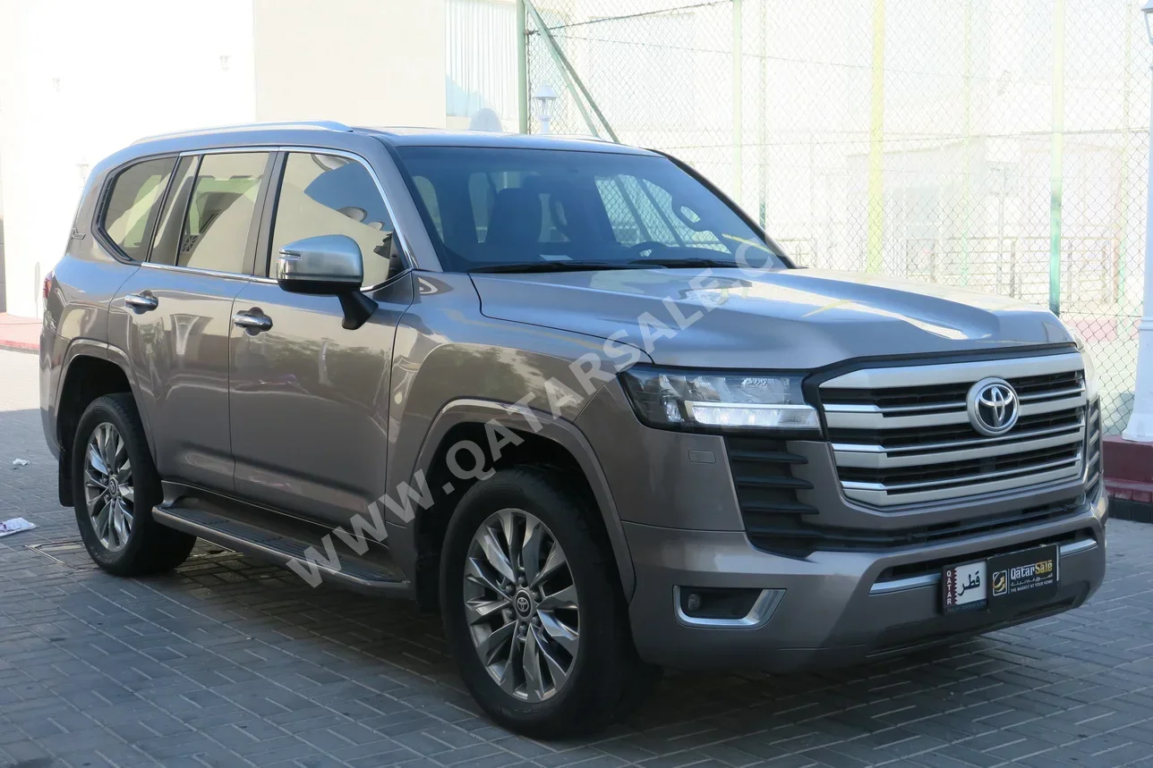 Toyota  Land Cruiser  GX  2022  Automatic  107,000 Km  6 Cylinder  Four Wheel Drive (4WD)  SUV  Brown