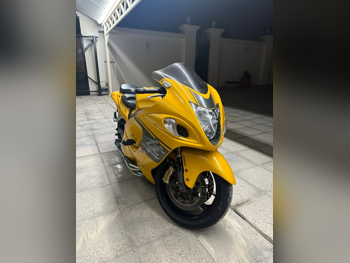 سوزوكي  هايبوزا -  2013 - اللون أصفر -  الضمان