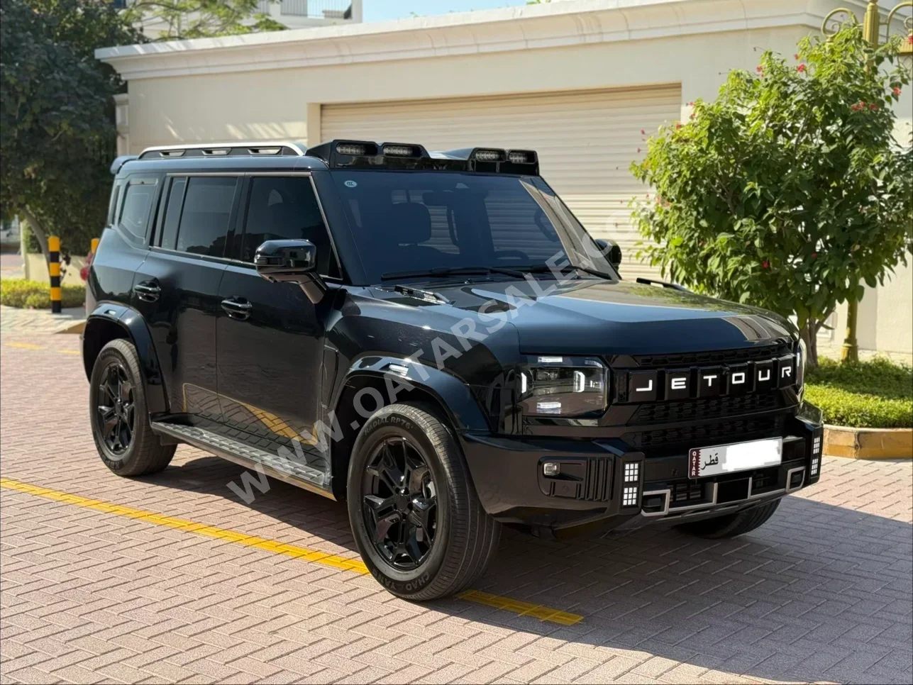 Jetour T2 Luxury 2025 Automatic 26,500 Km 4 Cylinder All Wheel Drive (AWD) SUV Black