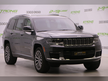 جييب  جراند شيروكي  سومت  2021  اوتوماتيك  65,700 كم  6 سلندر  دفع رباعي  اس يو في  رمادي  تحت الضمان