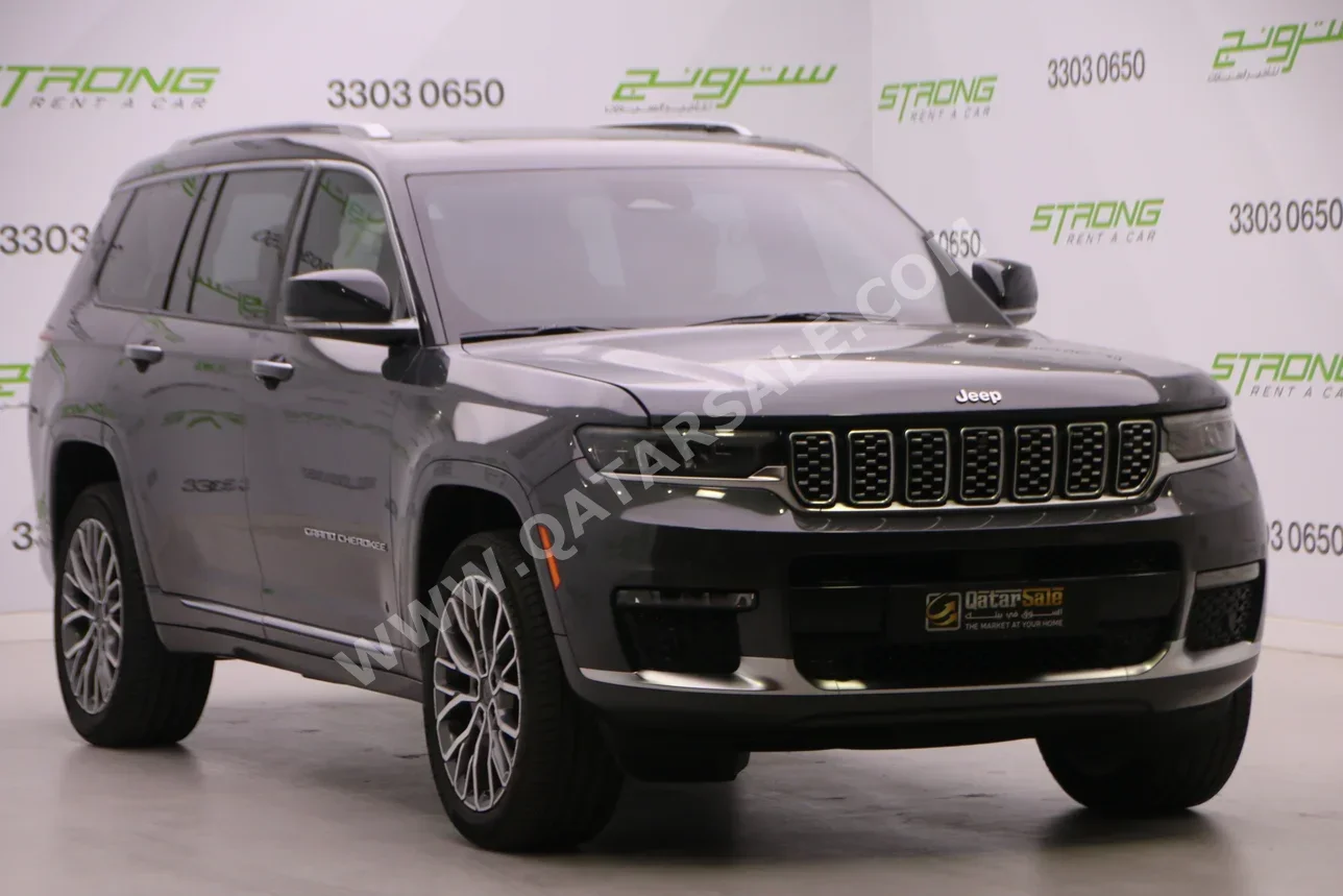 Jeep  Grand Cherokee  Summit  2021  Automatic  65,700 Km  6 Cylinder  Four Wheel Drive (4WD)  SUV  Gray  With Warranty