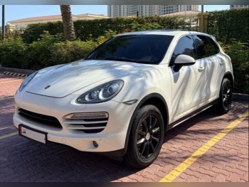 بورش  كيان  2011  اوتوماتيك  201,000 كم  6 سلندر  دفع رباعي  اس يو في  أبيض