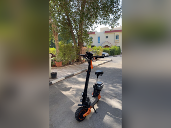 Scooters Electric Scooter  - Black  - Foldable