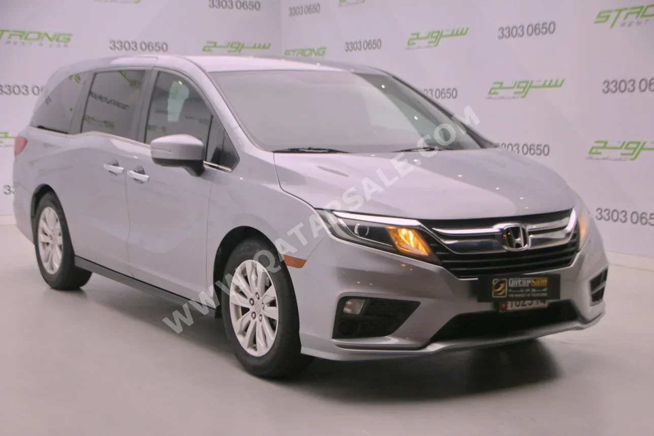Honda  Odyssey  2019  Automatic  120,000 Km  6 Cylinder  Front Wheel Drive (FWD)  Van / Bus  Silver