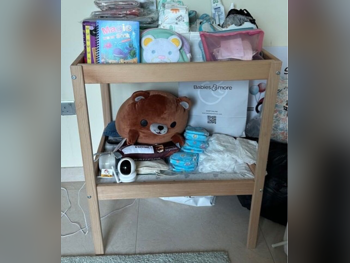 طاولة تغيير الحفاضات