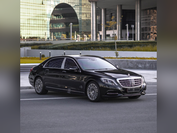 Mercedes-Benz  Maybach  S600  2016  Automatic  71,000 Km  12 Cylinder  All Wheel Drive (AWD)  Sedan  Black