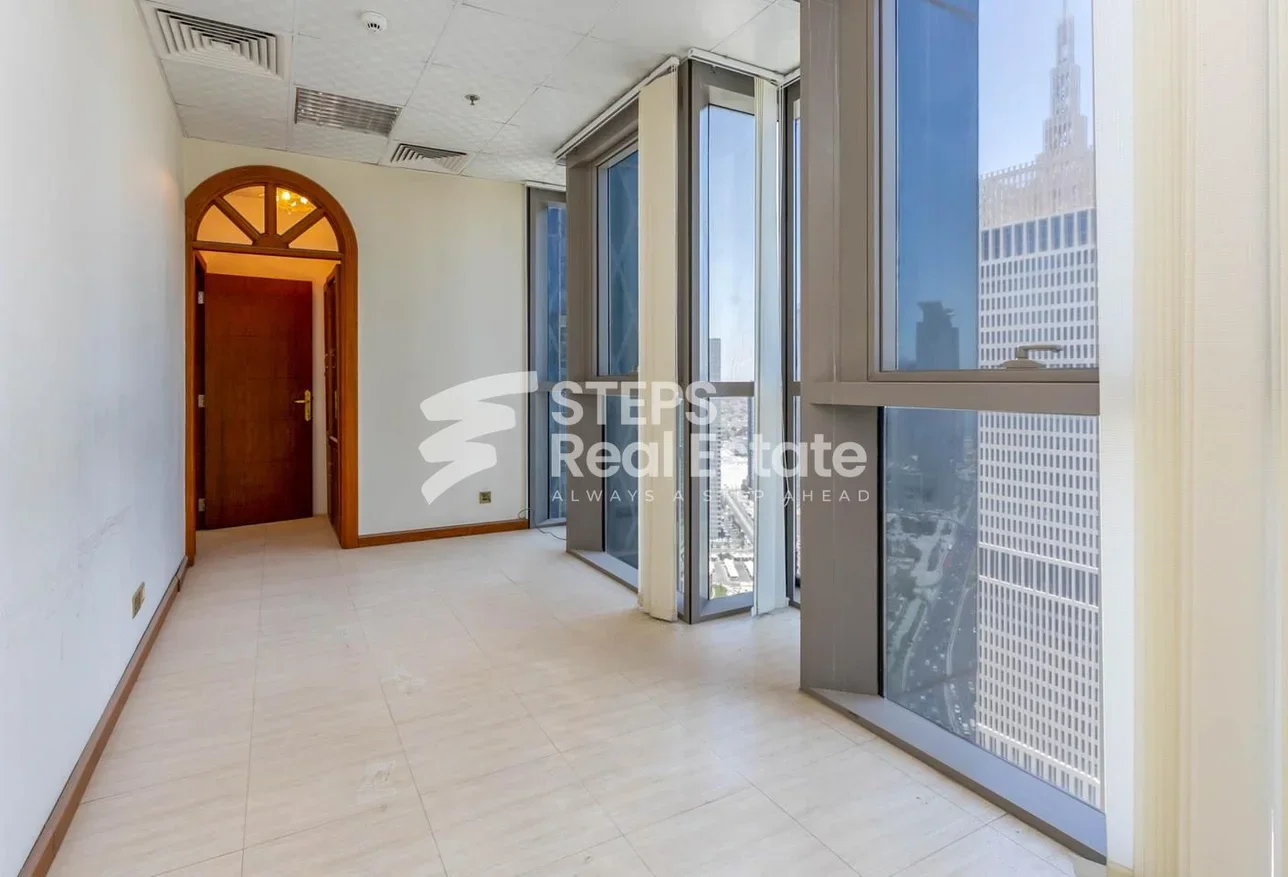 مكاتب تجارية - نصف مفروشة - الدوحة - الخليج الغربي