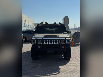 Hummer  H2  2007  Automatic  337,000 Km  8 Cylinder  Four Wheel Drive (4WD)  SUV  Gray